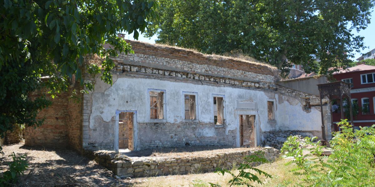 images/Backgrounds/Other/Panagia_Paramithias_Vlahsarai.jpg#joomlaImage://local-images/Backgrounds/Other/Panagia_Paramithias_Vlahsarai.jpg?width=1200&height=600